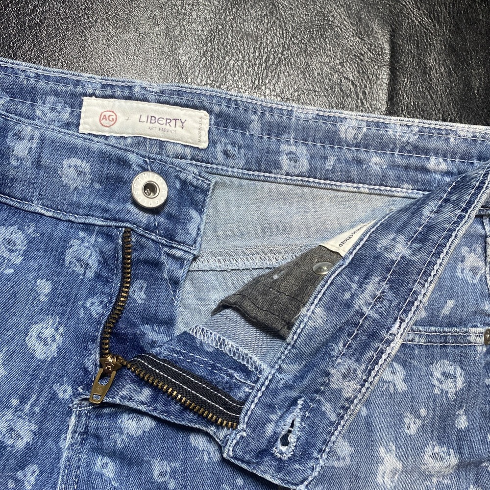 AG Adriano Goldschmied Liberty of London Denim flowers booty shorts SIZE 27 - Picture 3 of 9